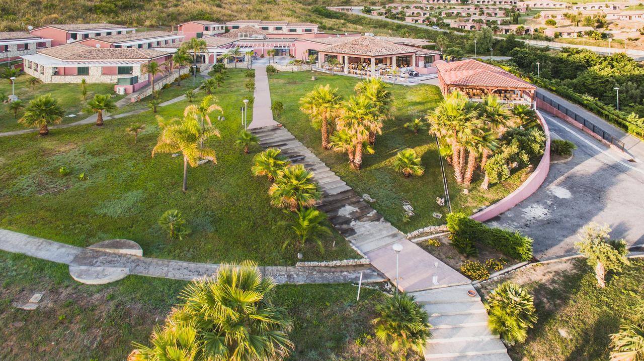 Nelema Village Resort Сан-Никола-Арчелла Экстерьер фото