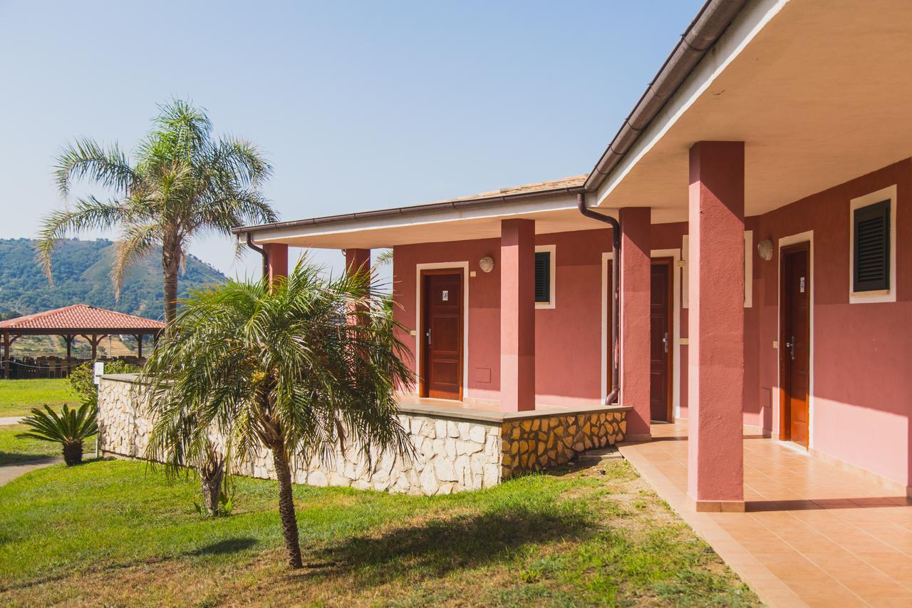 Nelema Village Resort Сан-Никола-Арчелла Экстерьер фото