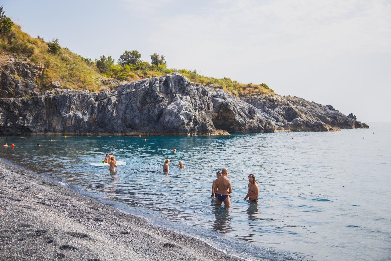Nelema Village Resort Сан-Никола-Арчелла Экстерьер фото