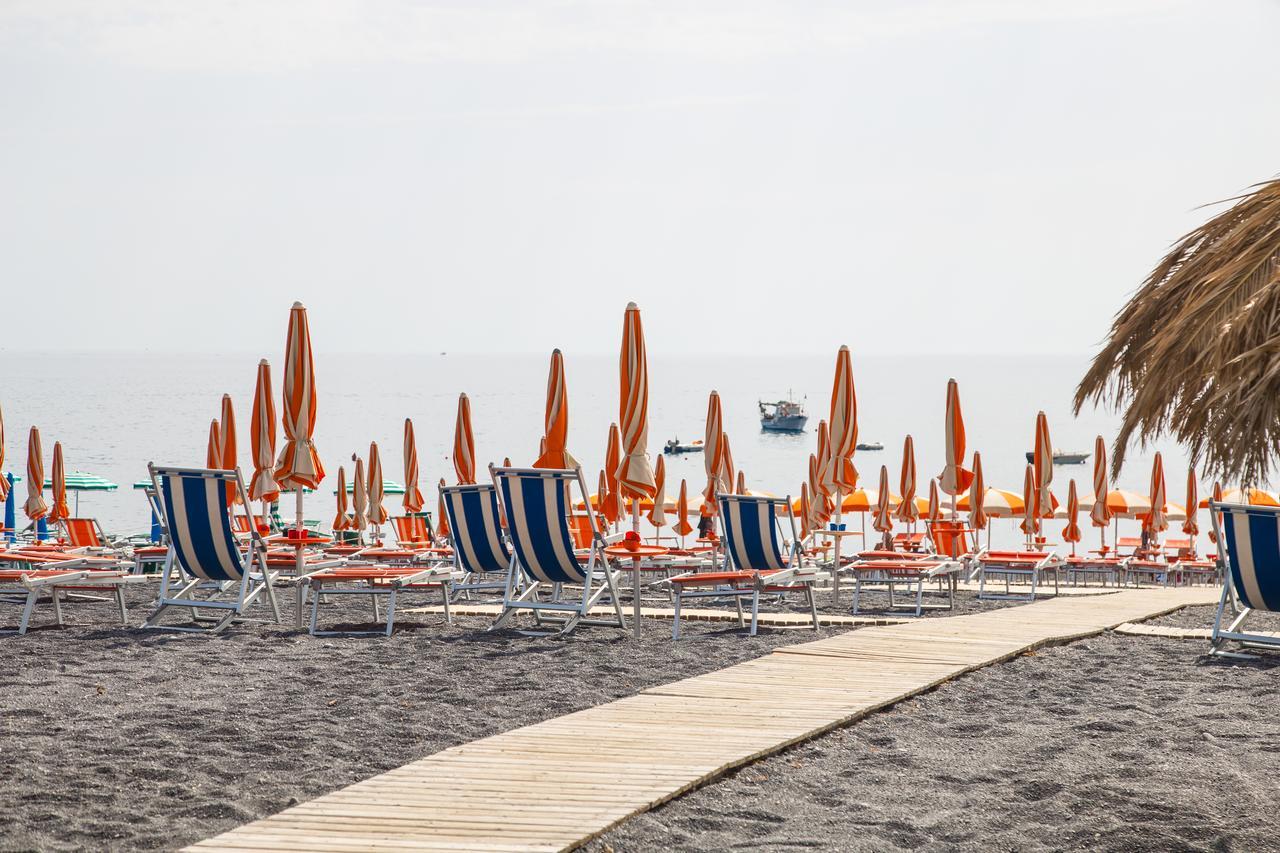 Nelema Village Resort Сан-Никола-Арчелла Экстерьер фото