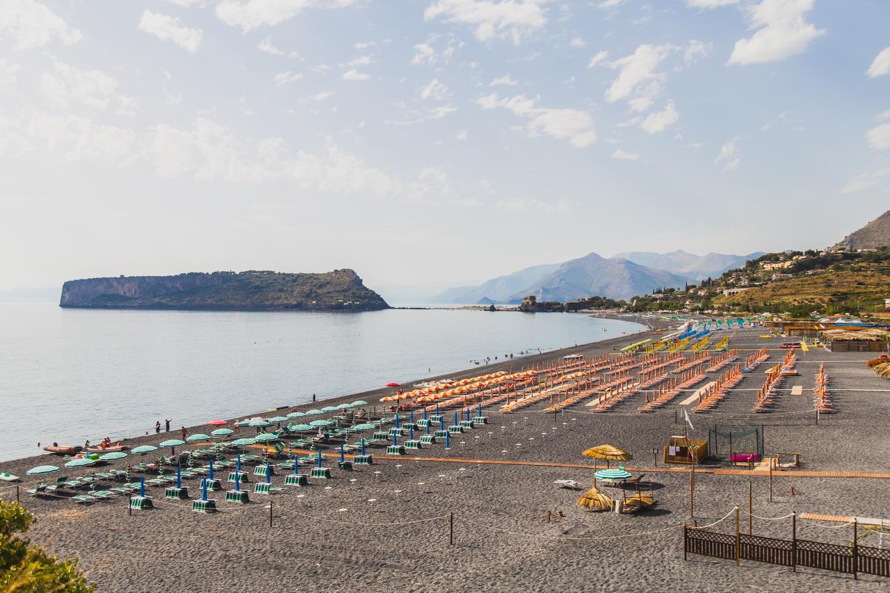 Nelema Village Resort Сан-Никола-Арчелла Экстерьер фото
