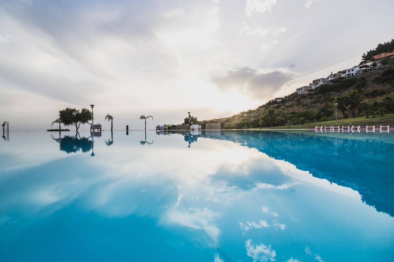 Nelema Village Resort Сан-Никола-Арчелла Экстерьер фото